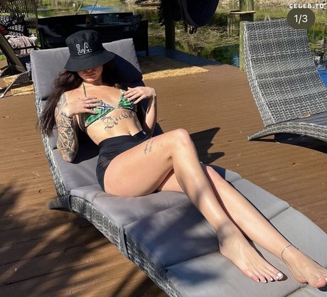 Nacktes geleaktes OnlyFans-Foto von Chalinai