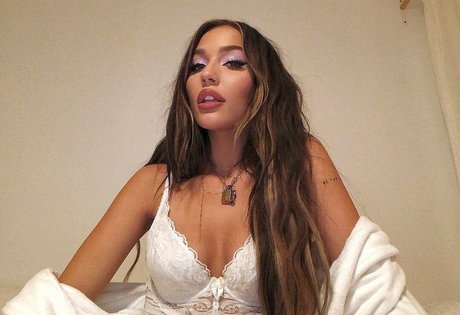 Nagie wyciekłe zdjęcie OnlyFans od Lennon Stella