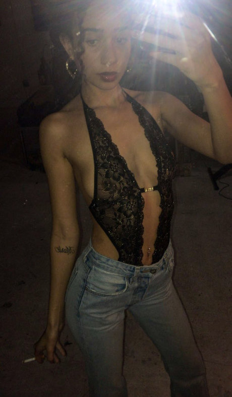 Nahá fotka uniklých OnlyFans od Xulanichristine