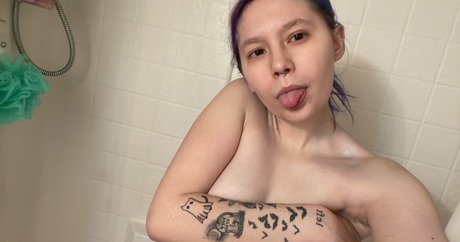 Nacktes geleaktes OnlyFans-Foto von Itskindablu