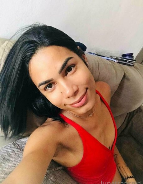 Naken lekkede OnlyFans-bilde av Lunalacerda