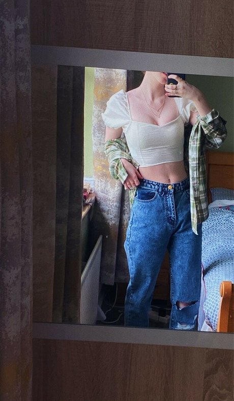 Laura Anne