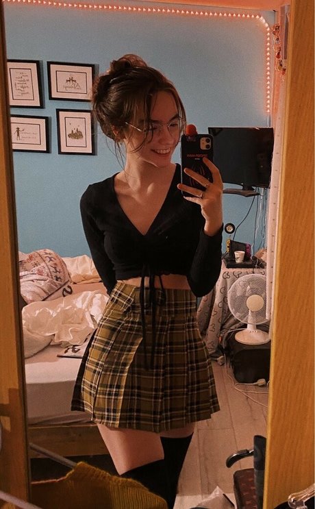 Laura Anne