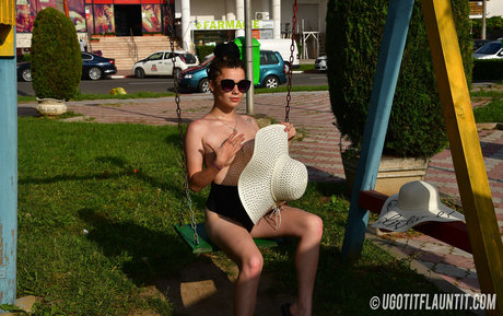 Ugotitflauntitcom