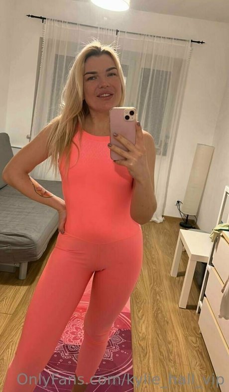 Thehottestmom