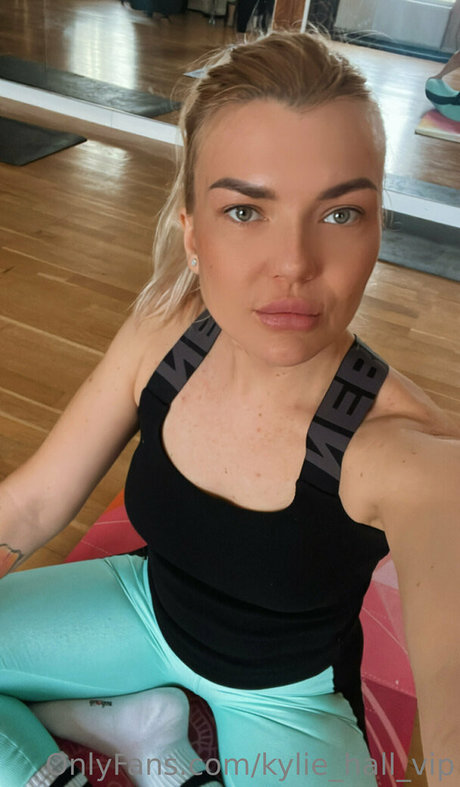 Thehottestmom