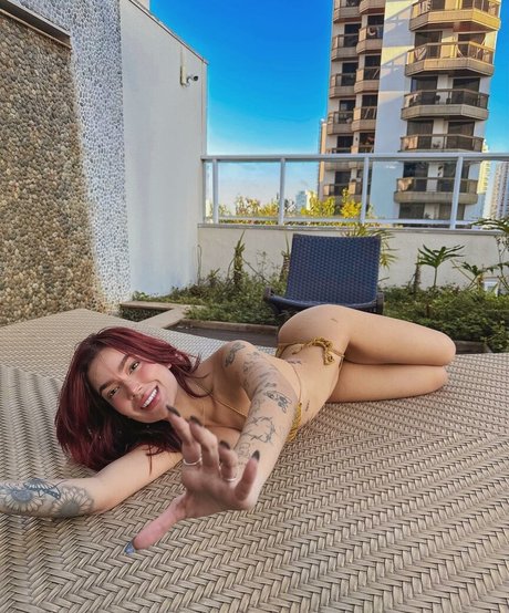 Lara Silva