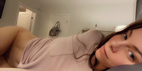 Bellapetitewifey OnlyFansリークヌード写真