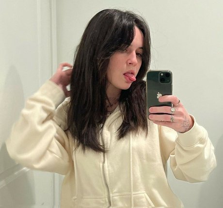 Bea Miller