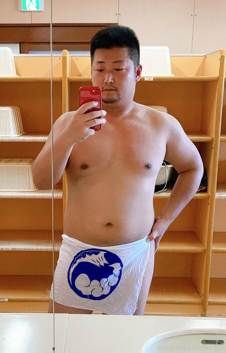 Naken läckt OnlyFans-bild av Blc113