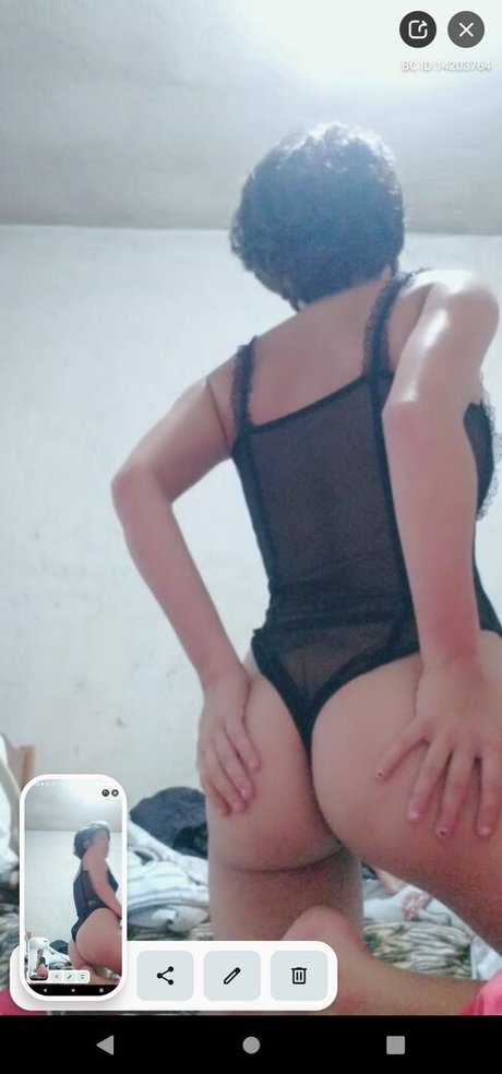 Naken läckt OnlyFans-bild av Marlboro Fritado