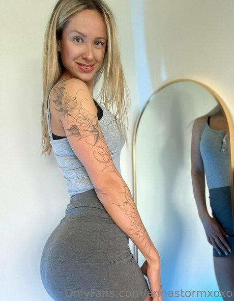 Annastormxoxo