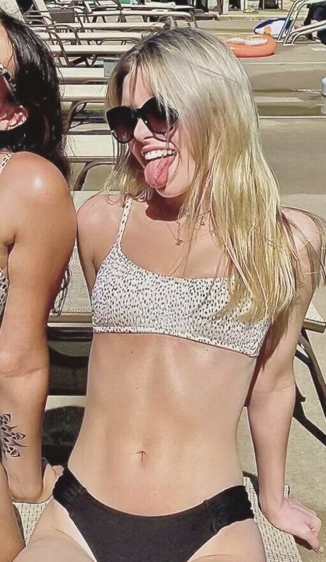 Naomiskyex