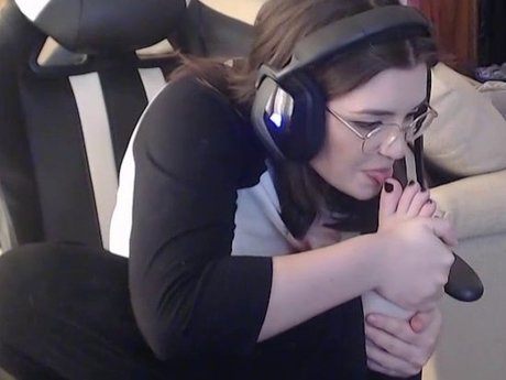 Naken lekkede OnlyFans-bilde av Poopernoodle