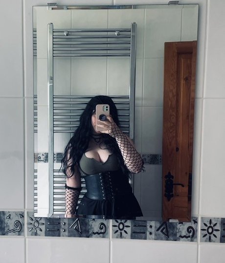 Nøgent lækket OnlyFans-billede af Poopernoodle