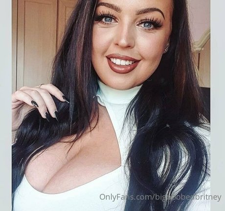 Naken läckt OnlyFans-bild av Bigboobedbritneyfree