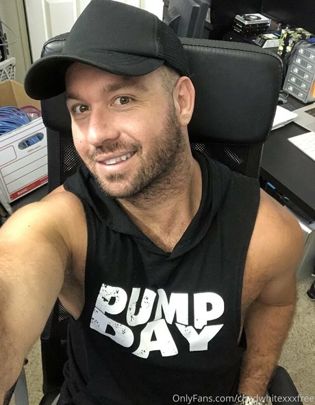 Foto desnuda filtrada de OnlyFans de Chadwhitexxxfree