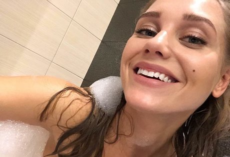 Photo nue de fuite OnlyFans de Kristina Asmus