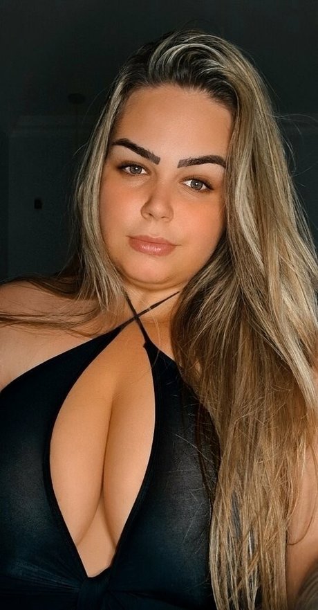 Nagie wyciekłe zdjęcie OnlyFans od Adriana Schaeffler