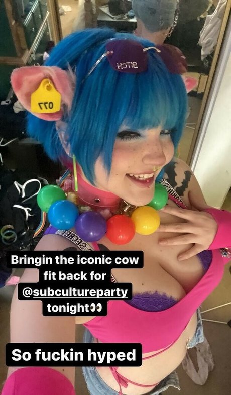 Naken lekkede OnlyFans-bilde av Succubussushi