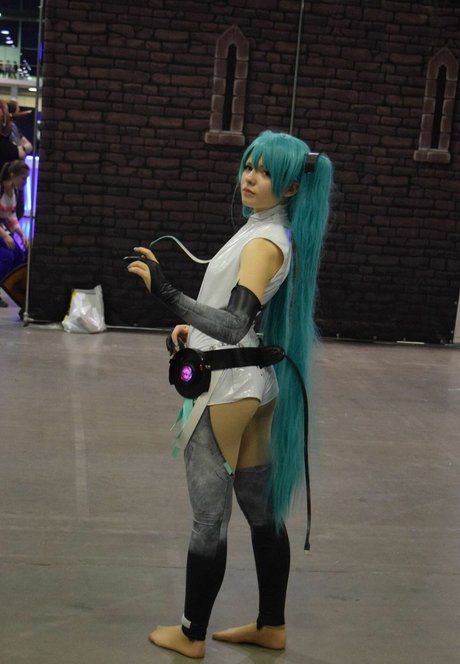 Saya Scarlet
