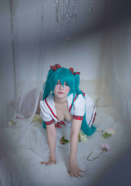 Saya Scarlet