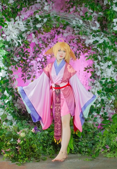 Saya Scarlet