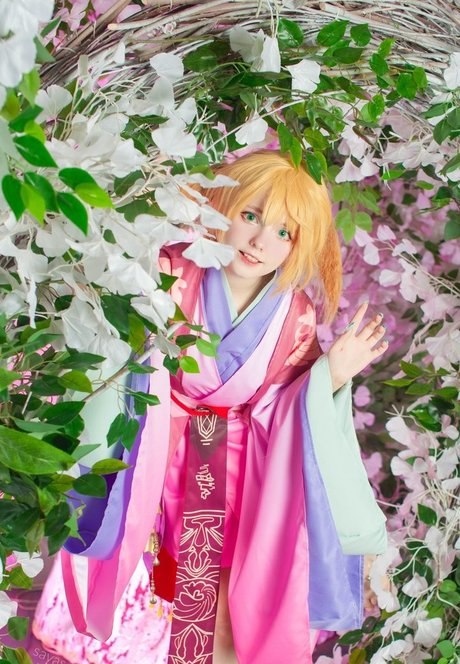 Saya Scarlet