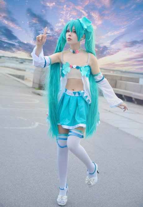 Saya Scarlet