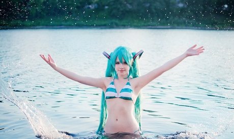 Saya Scarlet