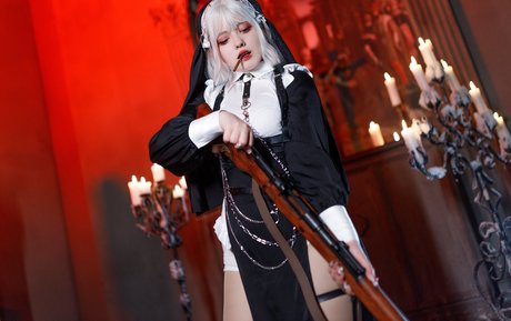 Saya Scarlet