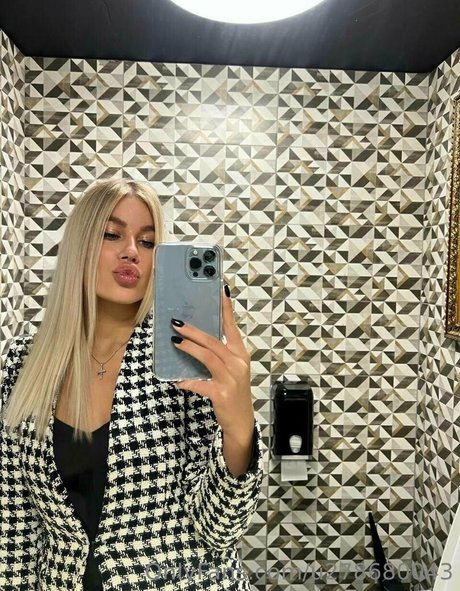 Blondyangel
