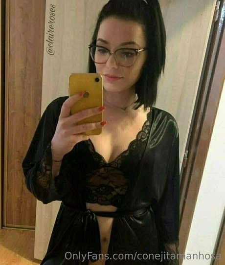 Nahá fotka uniklých OnlyFans od Conejitamanhosa