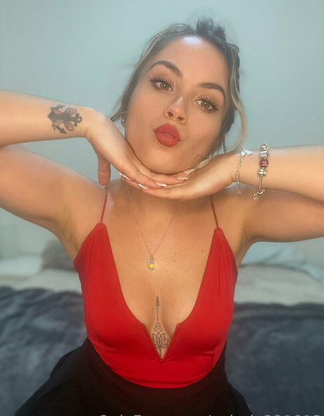 Valeria221012