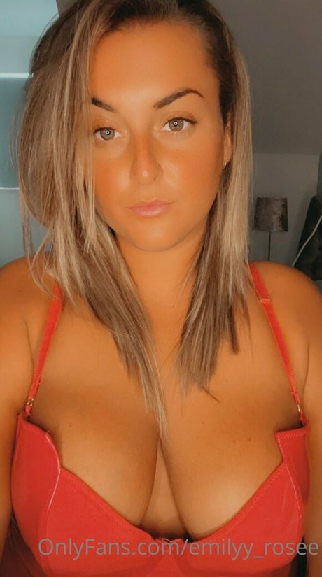 Emilyyrosee