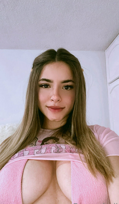 Nahá fotka uniklých OnlyFans od Dannagisell