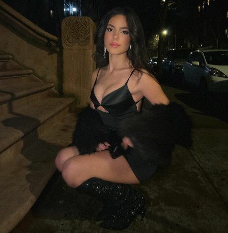 Nahá fotka uniklých OnlyFans od Ella Mendelsohn
