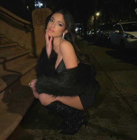 Nahá fotka uniklých OnlyFans od Ella Mendelsohn
