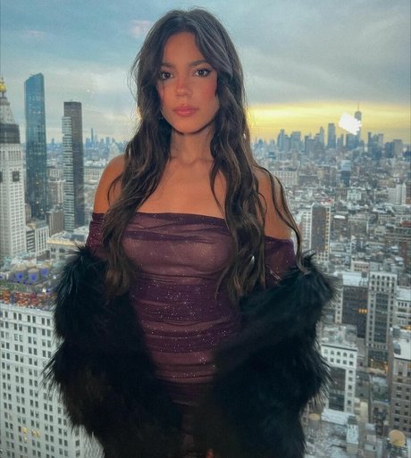 Naken läckt OnlyFans-bild av Ella Mendelsohn