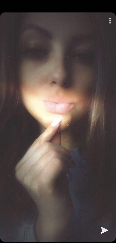Alaston vuotanut OnlyFans-kuva Mistress Anna