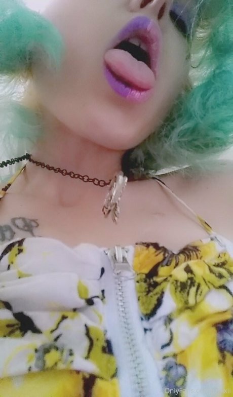 Alaston vuotanut OnlyFans-kuva Pyxxii