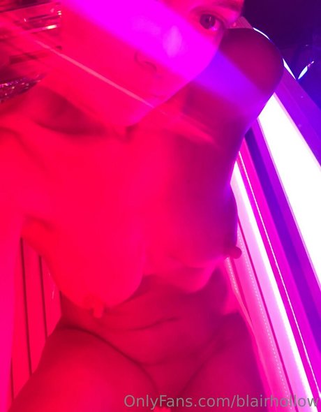 Alaston vuotanut OnlyFans-kuva Blairhollow