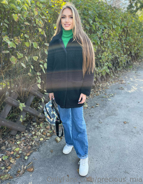 Preciousmia