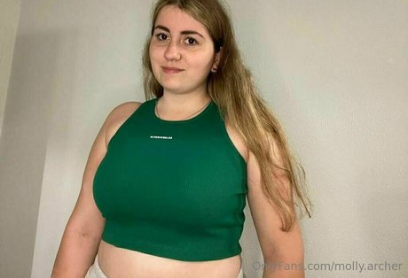 Molly Archer  nude leaked OnlyFans photo