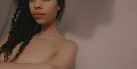 Naken läckt OnlyFans-bild av Minniexxxfree