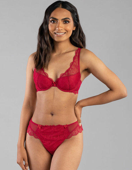 Naakte gelekte OnlyFans-foto van Nikkirai