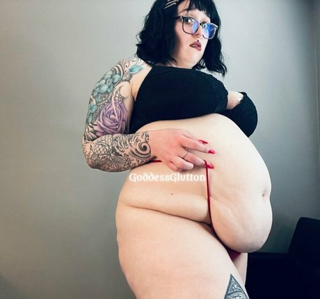 Mommyglutton