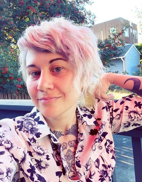 Naken lekkede OnlyFans-bilde av Holly Conrad