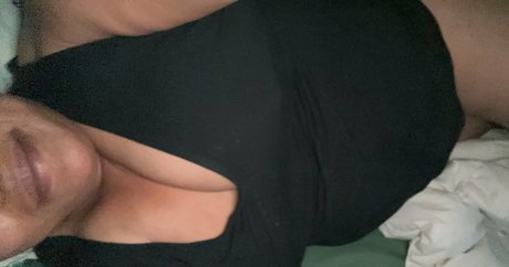 Nacktes geleaktes OnlyFans-Foto von Naughtybbw462606