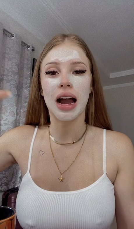 Naken lekkede OnlyFans-bilde av Kamila Borges